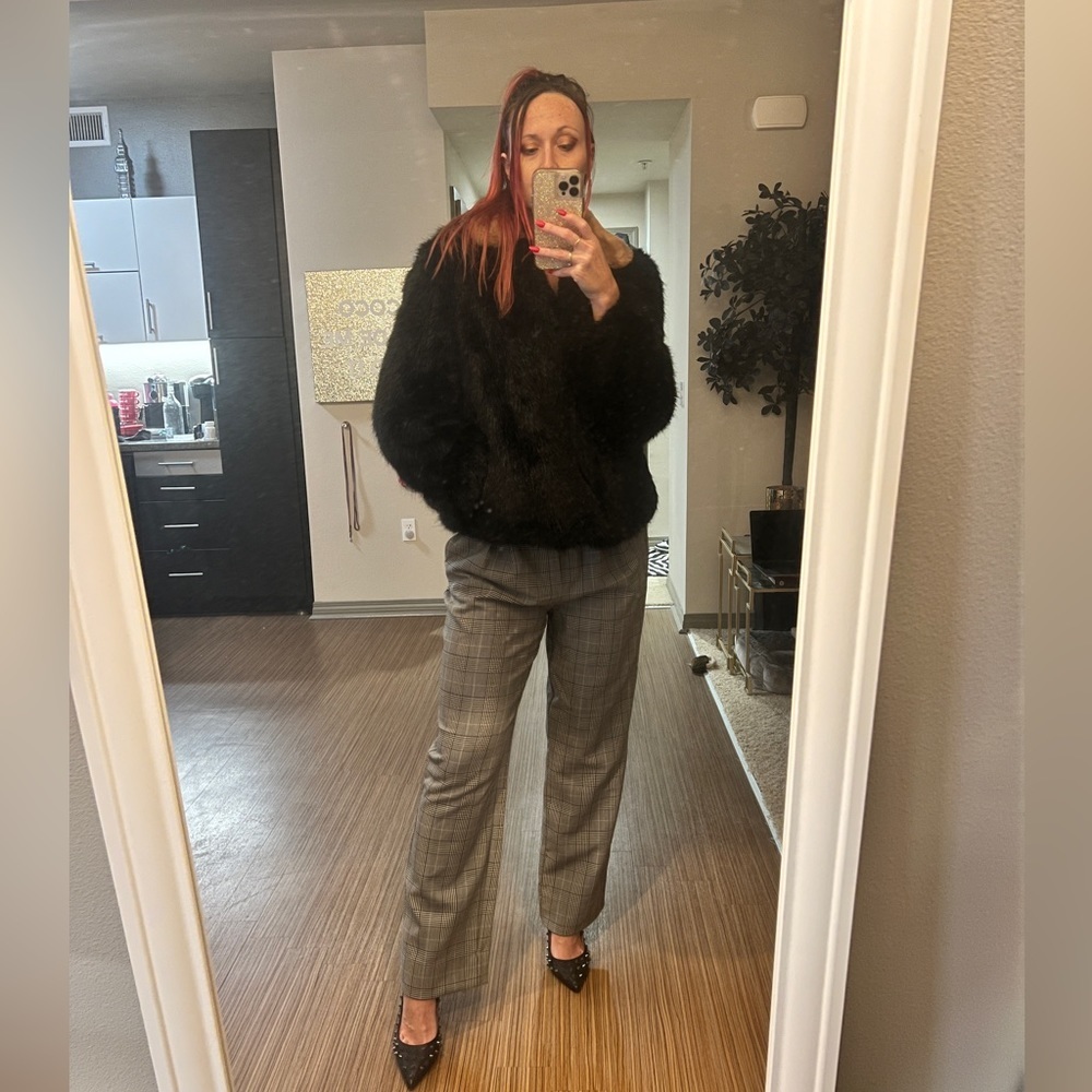 AINEA Italian black faux fur coat with contrast trim - Picture 5 of 15